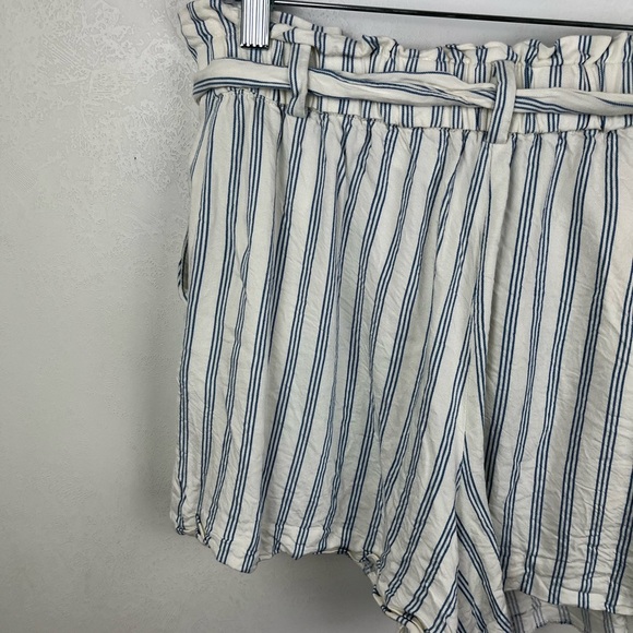 LOFT White Blue Striped Paperbag Shorts High Waist Medium - Picture 7 of 11